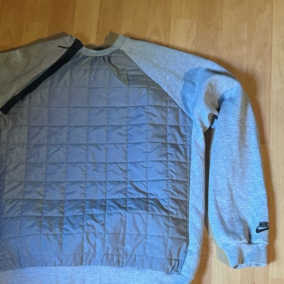 Nike Tech Pack Quilted Crew Sweater - Picture 5 of 5